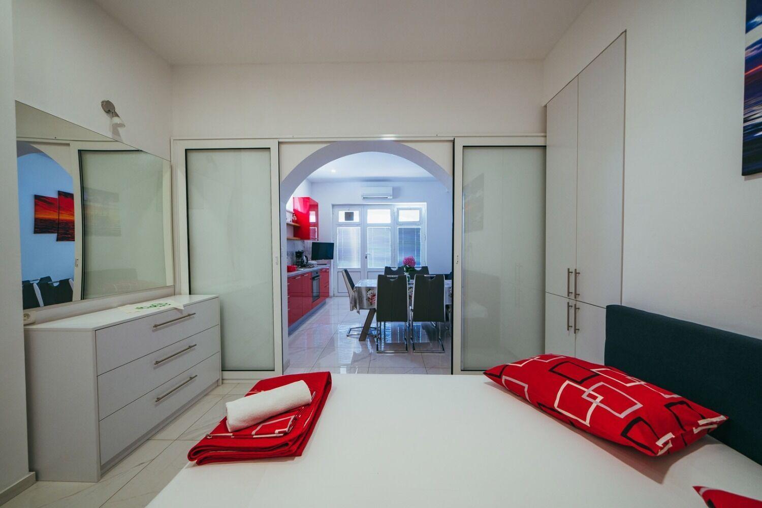 Apartments Lovre - Close To The Sea Brela Luaran gambar