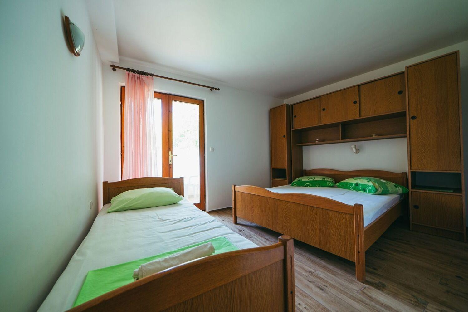 Apartments Lovre - Close To The Sea Brela Luaran gambar