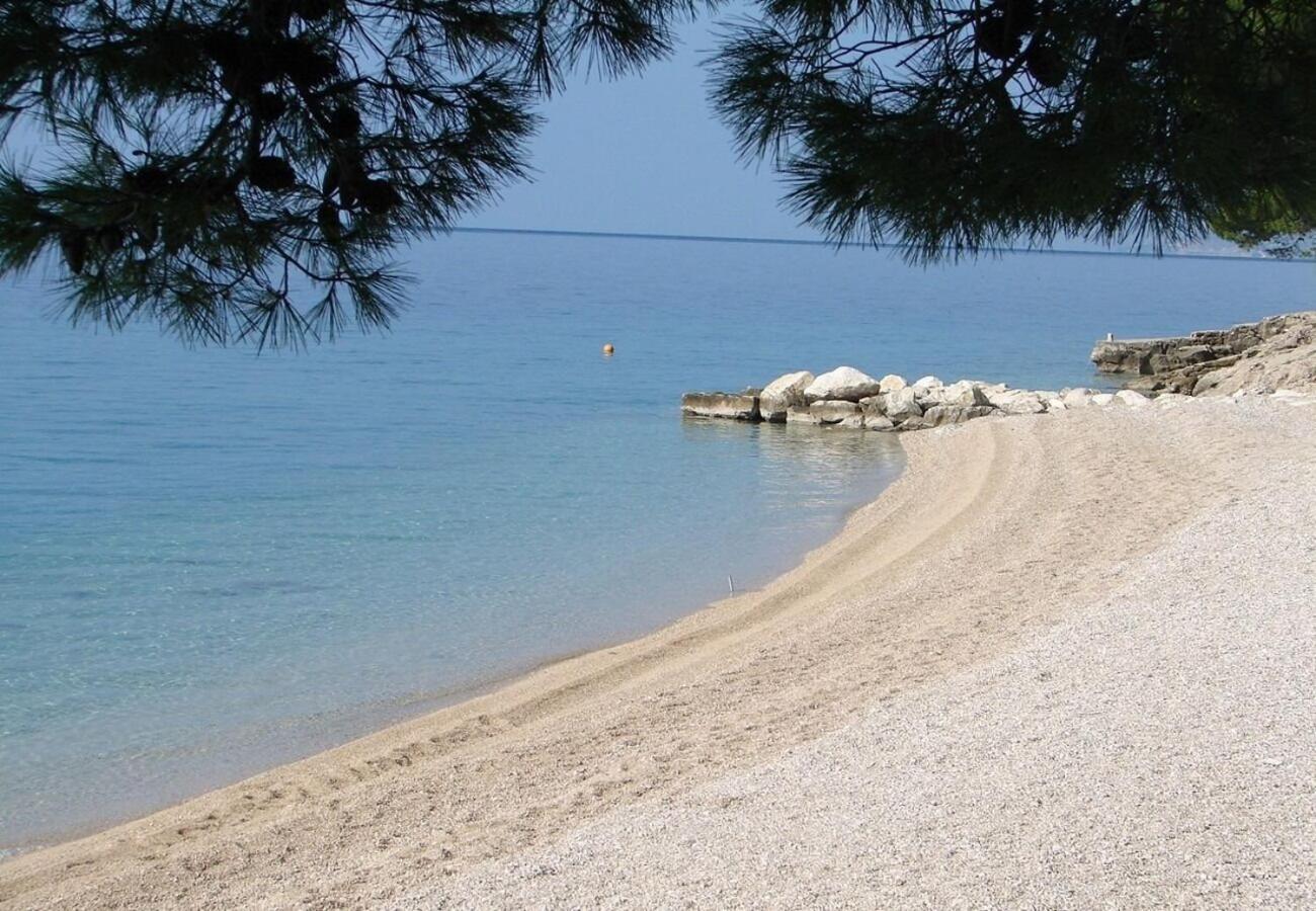 Apartments Lovre - Close To The Sea Brela Luaran gambar