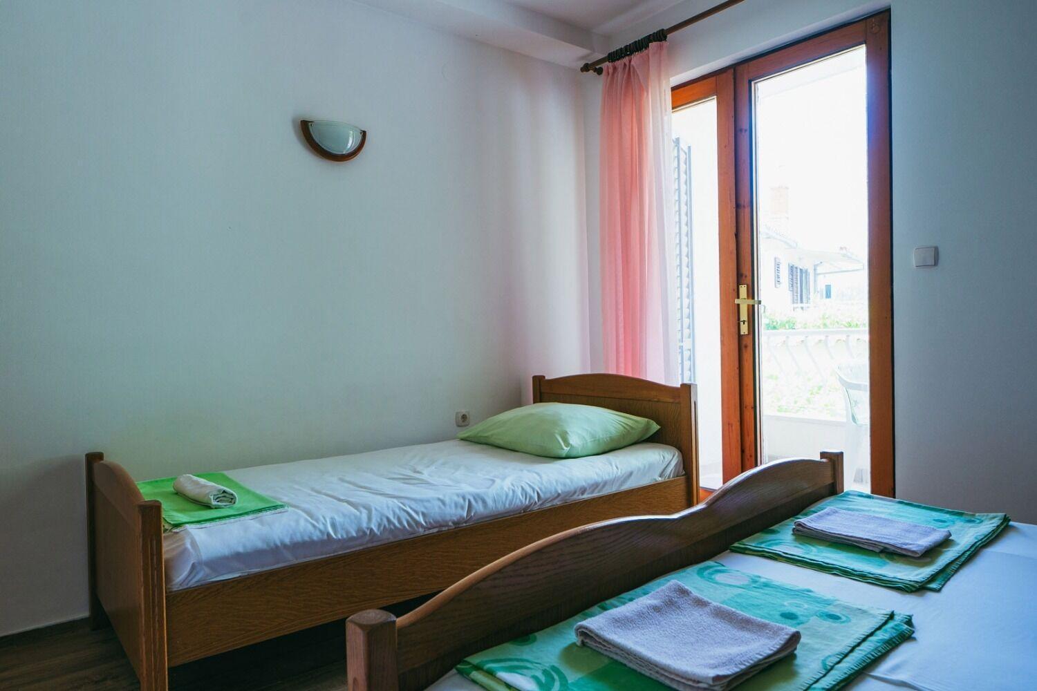 Apartments Lovre - Close To The Sea Brela Luaran gambar